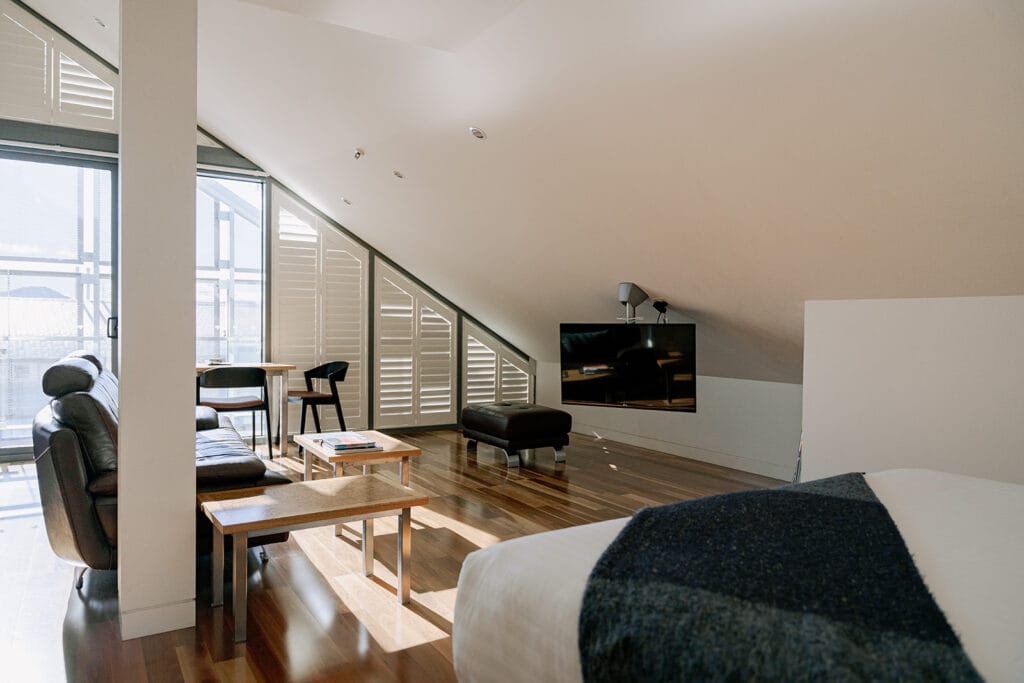 Rooms 4 Salamanca Wharf May 05818